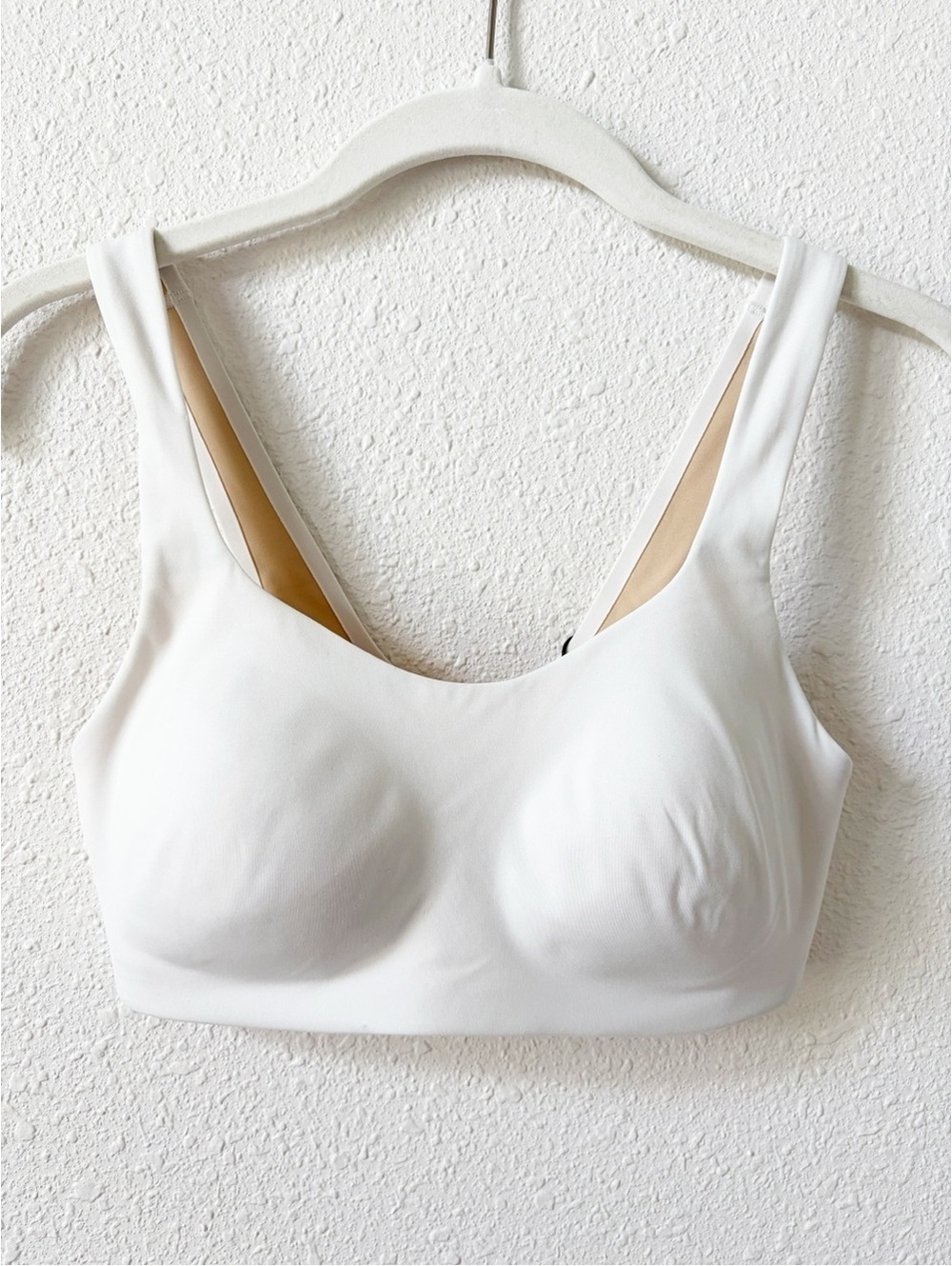 HUUG Daily Embrace Pullover Bra White Size XS Lot of 2 Wireless Comfy Neutral